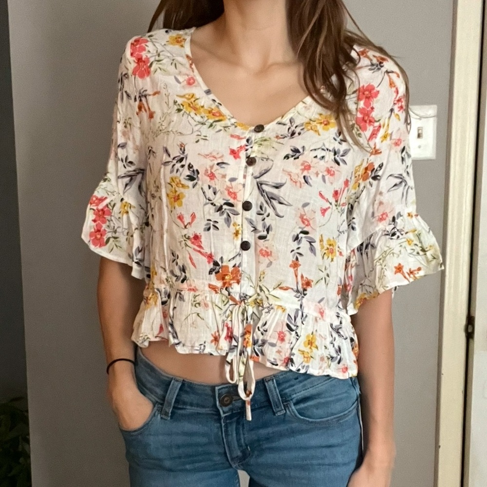 Cutesy floral top